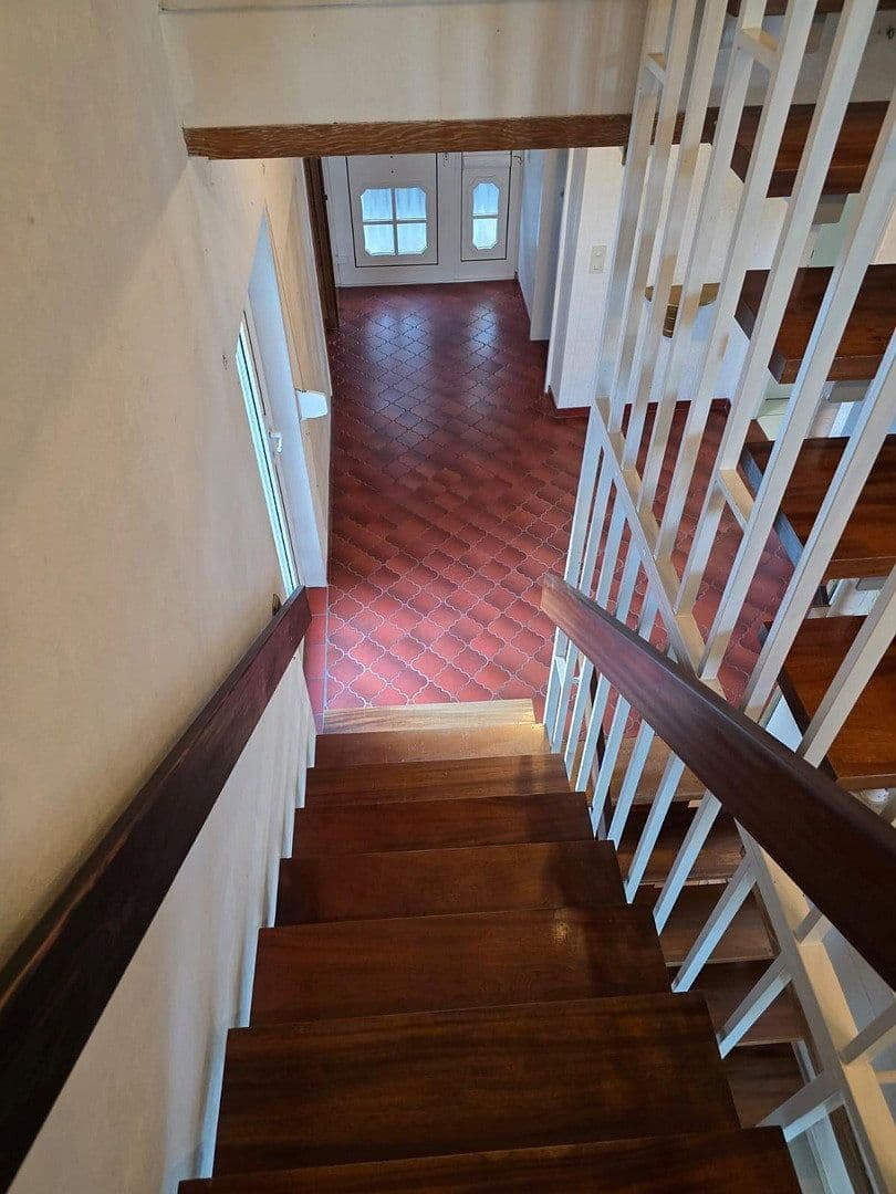 Prodej domu 122 m², pozemek 319 m², Untereisesheim, Bádensko-Württembersko Prodej domu 122 m², pozemek 319 m², Untereisesheim, Bádensko-Württembersko