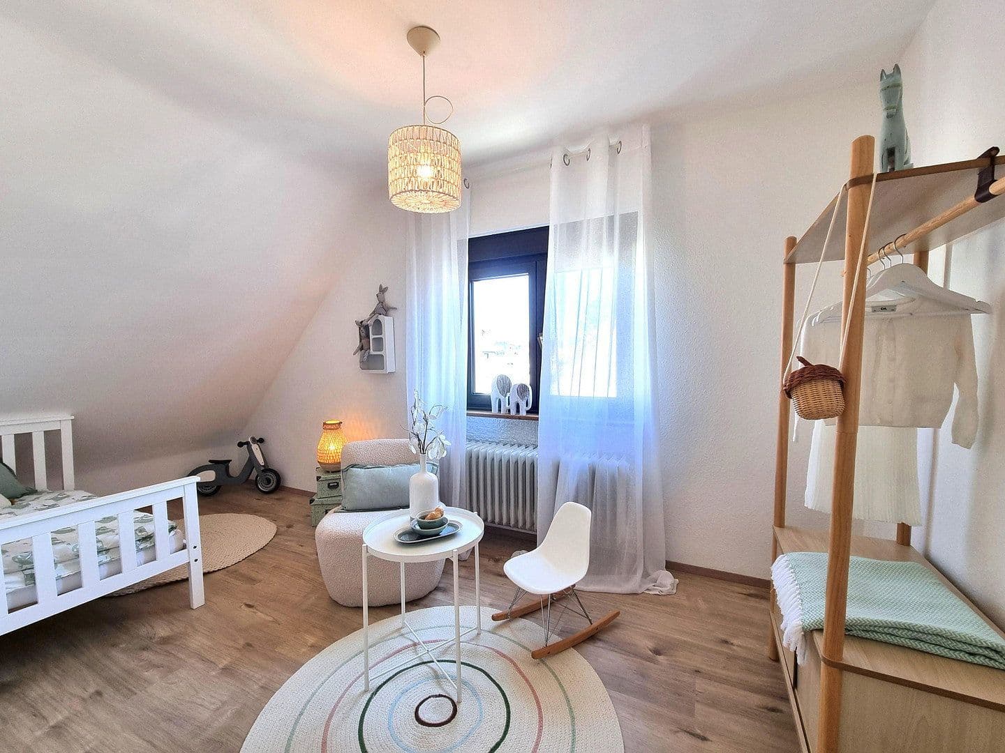 Prodej bytu 5+1 125 m², Lessingstr. 23, Singen (Hohentwiel), Bádensko-Württembersko Prodej bytu 5+1 125 m², Lessingstr. 23, Singen (Hohentwiel), Bádensko-Württembersko