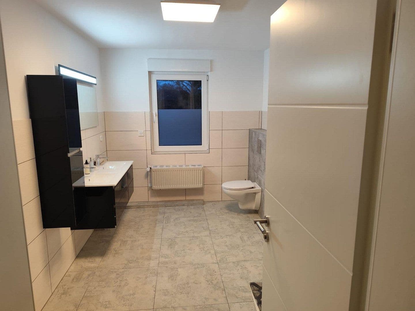 Prodej domu 261 m², pozemek 641 m², Düren, Severní Porýní-Vestfálsko Prodej domu 261 m², pozemek 641 m², Düren, Severní Porýní-Vestfálsko