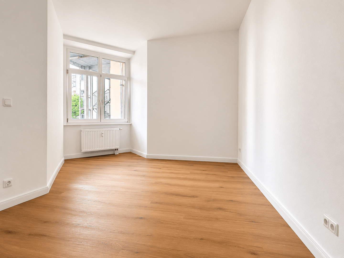 Pronájem bytu 2+1 68 m², Friesenstraße 57, Magdeburg, Sasko-Anhaltsko Pronájem bytu 2+1 68 m², Friesenstraße 57, Magdeburg, Sasko-Anhaltsko