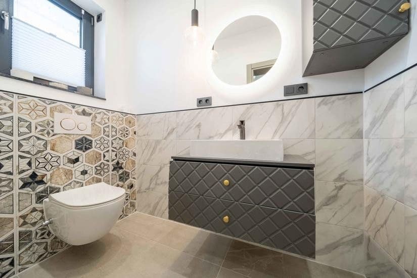 Prodej bytu 4+1 151 m², Kirchhain, Hessen Prodej bytu 4+1 151 m², Kirchhain, Hessen