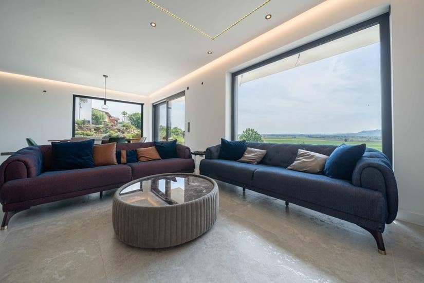 Prodej bytu 4+1 151 m², Kirchhain, Hessen Prodej bytu 4+1 151 m², Kirchhain, Hessen