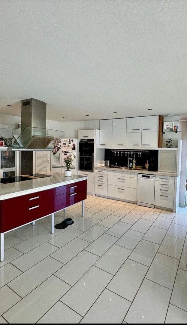 Prodej domu 167 m², pozemek 702 m², Wedemark, Dolní Sasko Prodej domu 167 m², pozemek 702 m², Wedemark, Dolní Sasko