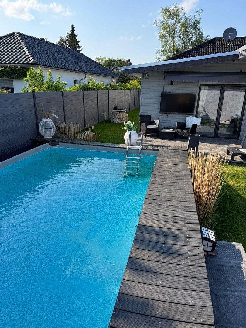 Prodej domu 167 m², pozemek 702 m², Wedemark, Dolní Sasko Prodej domu 167 m², pozemek 702 m², Wedemark, Dolní Sasko