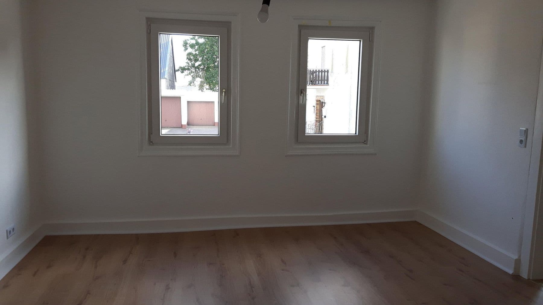 Prodej domu 280 m², pozemek 4.650 m², Peterswald-Löffelscheid, Porýní-Falc Prodej domu 280 m², pozemek 4.650 m², Peterswald-Löffelscheid, Porýní-Falc
