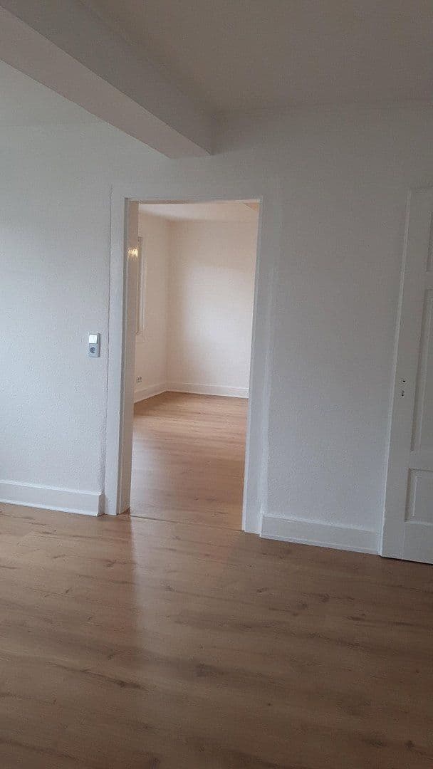 Prodej domu 280 m², pozemek 4.650 m², Peterswald-Löffelscheid, Porýní-Falc Prodej domu 280 m², pozemek 4.650 m², Peterswald-Löffelscheid, Porýní-Falc