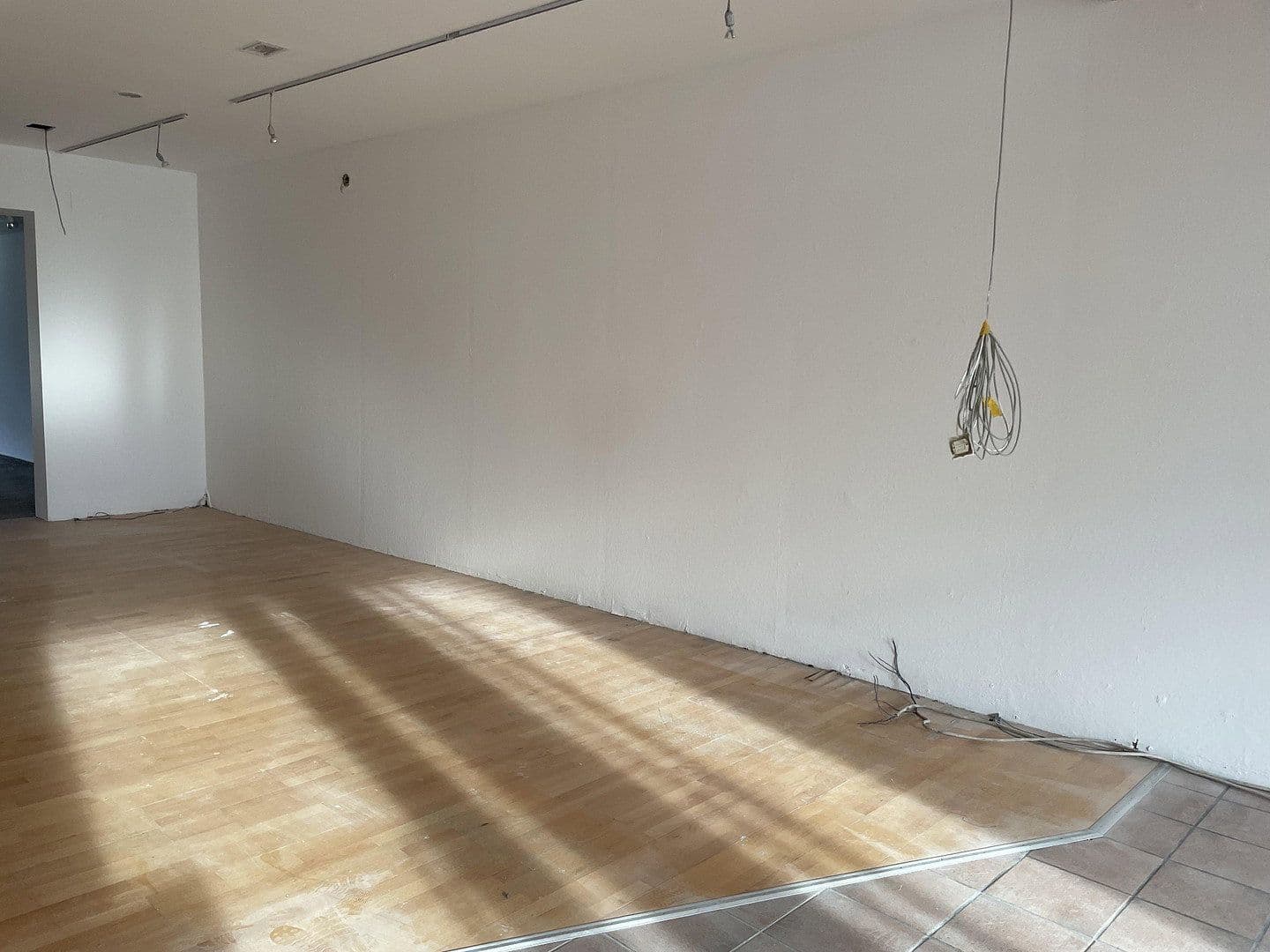Pronájem nebytového prostoru 125 m², Darmstädter Straße 28, Biblis, Hessen Pronájem nebytového prostoru 125 m², Darmstädter Straße 28, Biblis, Hessen
