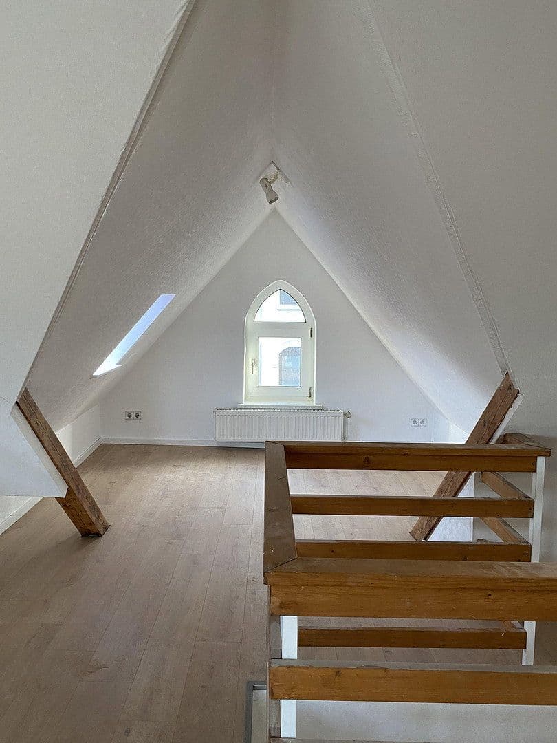 Pronájem bytu 4+1 104 m², Leunisstraße 2, Hildesheim, Dolní Sasko Pronájem bytu 4+1 104 m², Leunisstraße 2, Hildesheim, Dolní Sasko