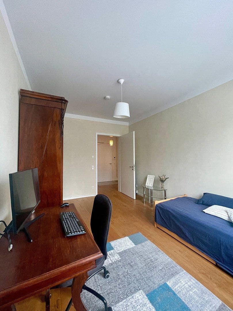 Pronájem bytu 4+1 124 m², Berlin, Berlín Pronájem bytu 4+1 124 m², Berlin, Berlín