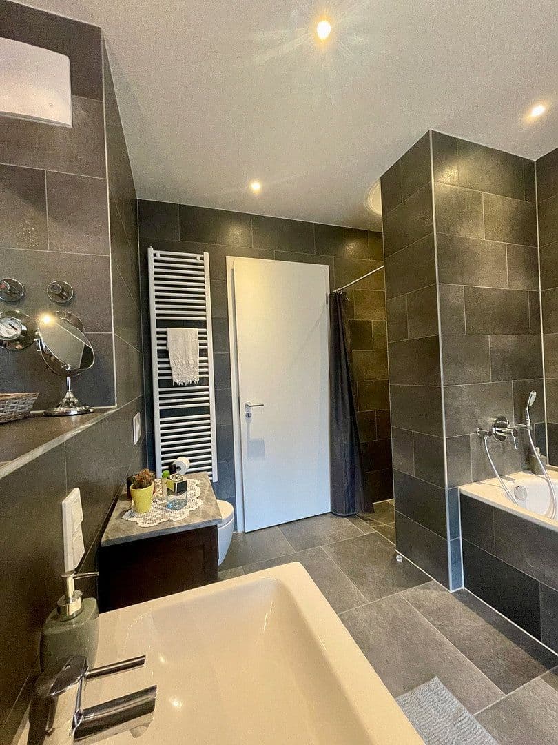 Pronájem bytu 4+1 124 m², Berlin, Berlín Pronájem bytu 4+1 124 m², Berlin, Berlín