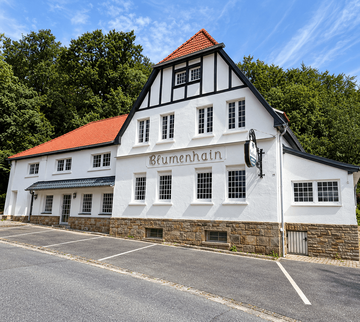 Prodej nebytového prostoru 1.150 m², Schwerte, Severní Porýní-Vestfálsko Prodej nebytového prostoru 1.150 m², Schwerte, Severní Porýní-Vestfálsko