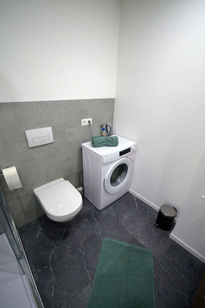 Pronájem bytu 1+1 36 m², Dr.-von-Schmitt-Straße, Bamberg, Bavorsko Pronájem bytu 1+1 36 m², Dr.-von-Schmitt-Straße, Bamberg, Bavorsko