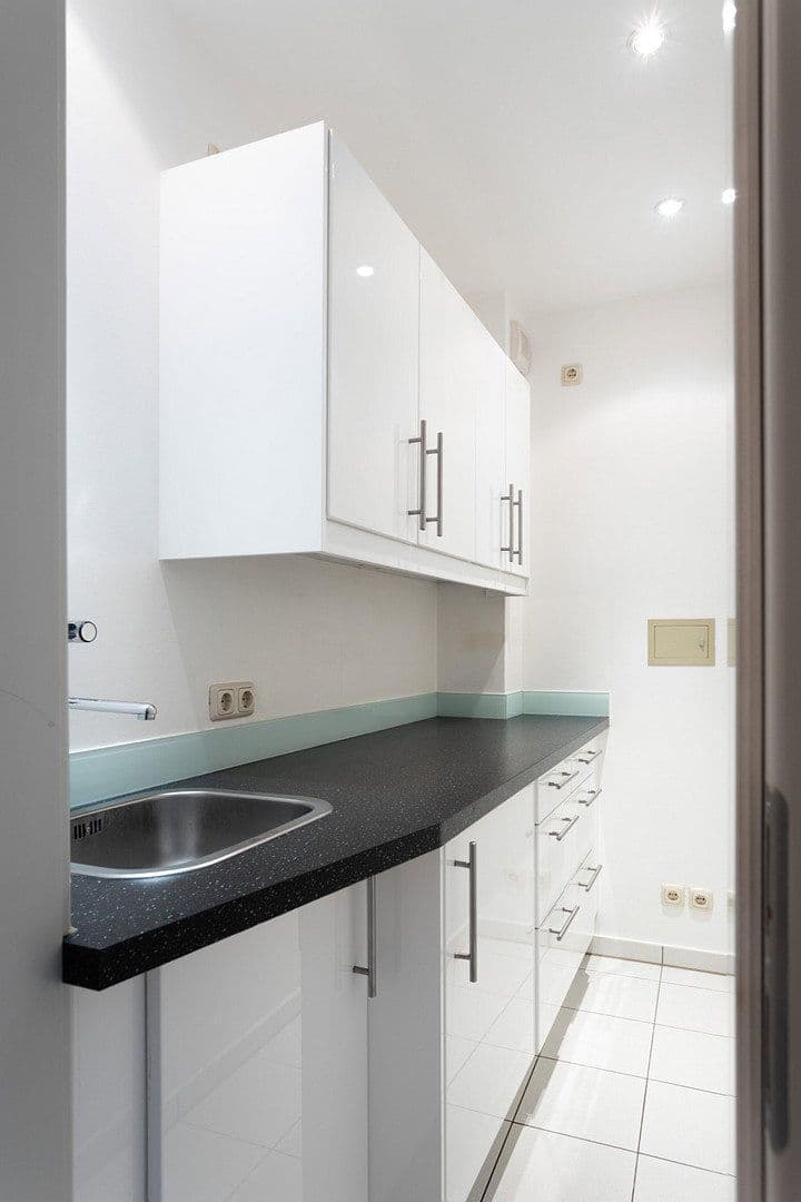 Prodej domu 824 m², pozemek 339 m², München, Bavorsko Prodej domu 824 m², pozemek 339 m², München, Bavorsko
