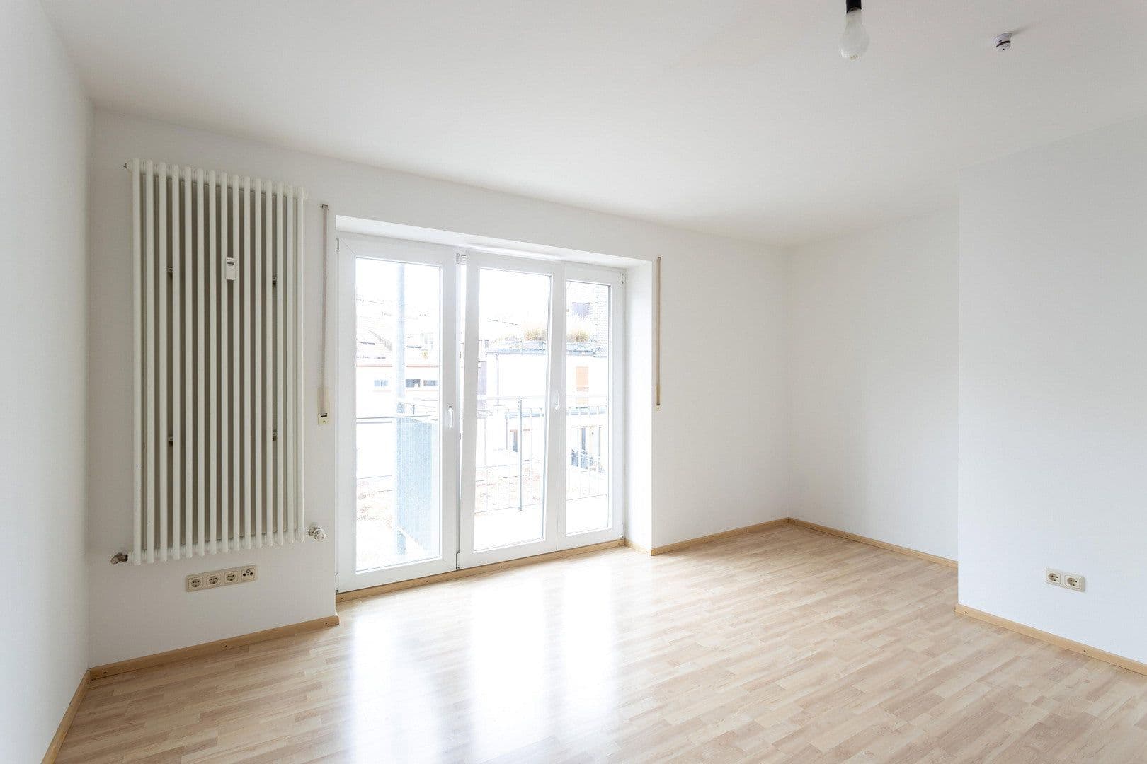 Prodej domu 824 m², pozemek 339 m², München, Bavorsko Prodej domu 824 m², pozemek 339 m², München, Bavorsko