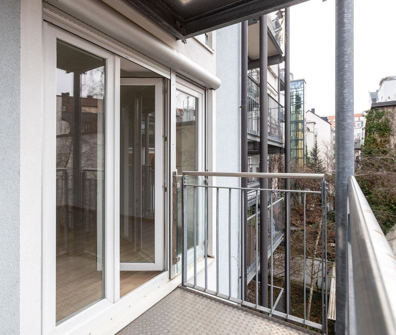 Prodej domu 824 m², pozemek 339 m², München, Bavorsko Prodej domu 824 m², pozemek 339 m², München, Bavorsko