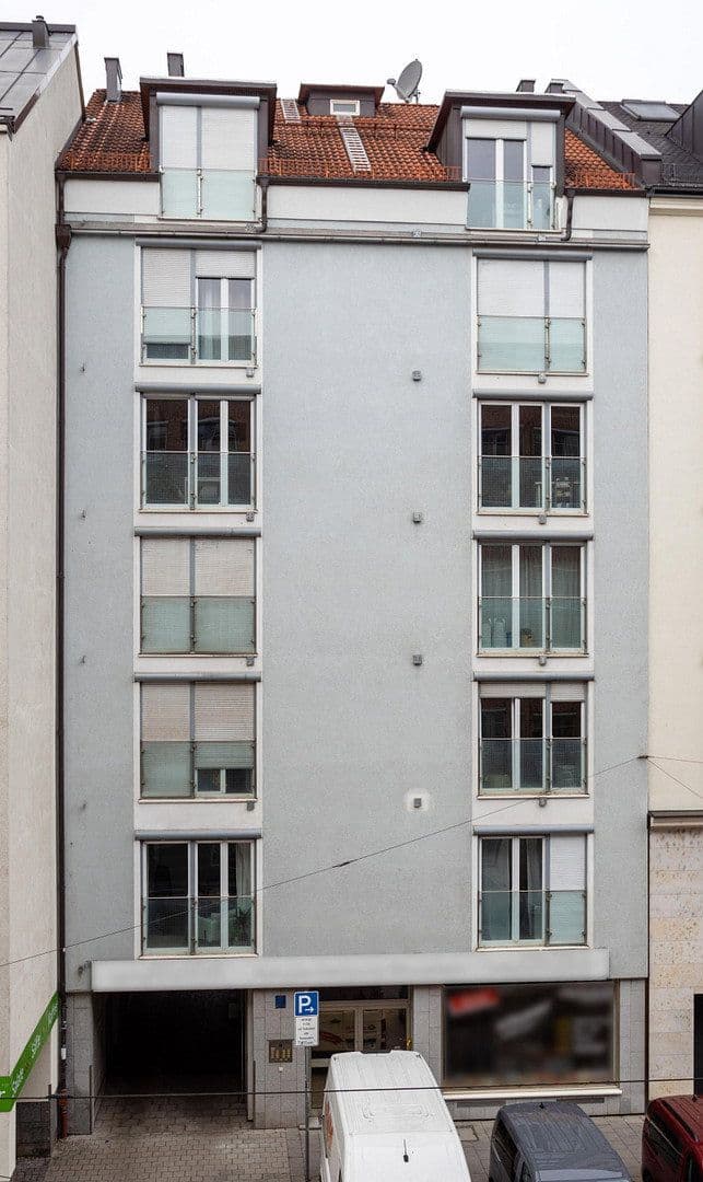 Prodej domu 824 m², pozemek 339 m², München, Bavorsko Prodej domu 824 m², pozemek 339 m², München, Bavorsko