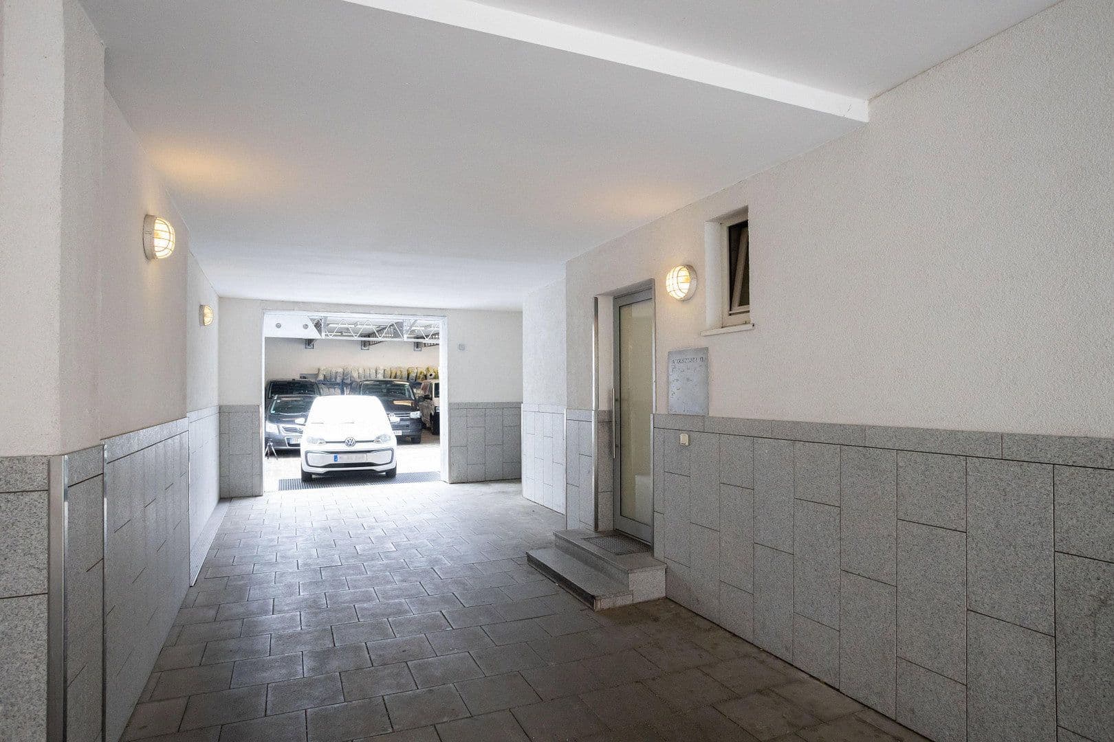 Prodej domu 824 m², pozemek 339 m², München, Bavorsko Prodej domu 824 m², pozemek 339 m², München, Bavorsko