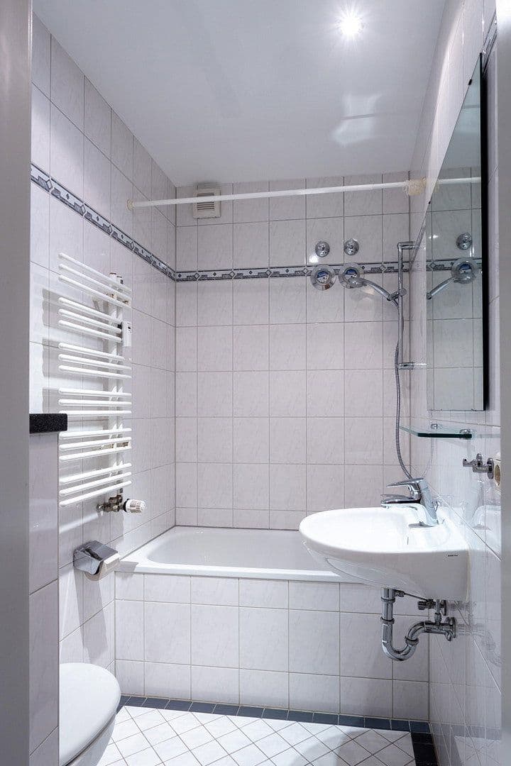 Prodej domu 824 m², pozemek 339 m², München, Bavorsko Prodej domu 824 m², pozemek 339 m², München, Bavorsko