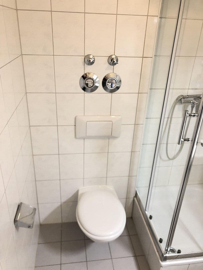 Pronájem bytu 3+kk 140 m², Emsbach Str.38, Waldems, Hessen Pronájem bytu 3+kk 140 m², Emsbach Str.38, Waldems, Hessen