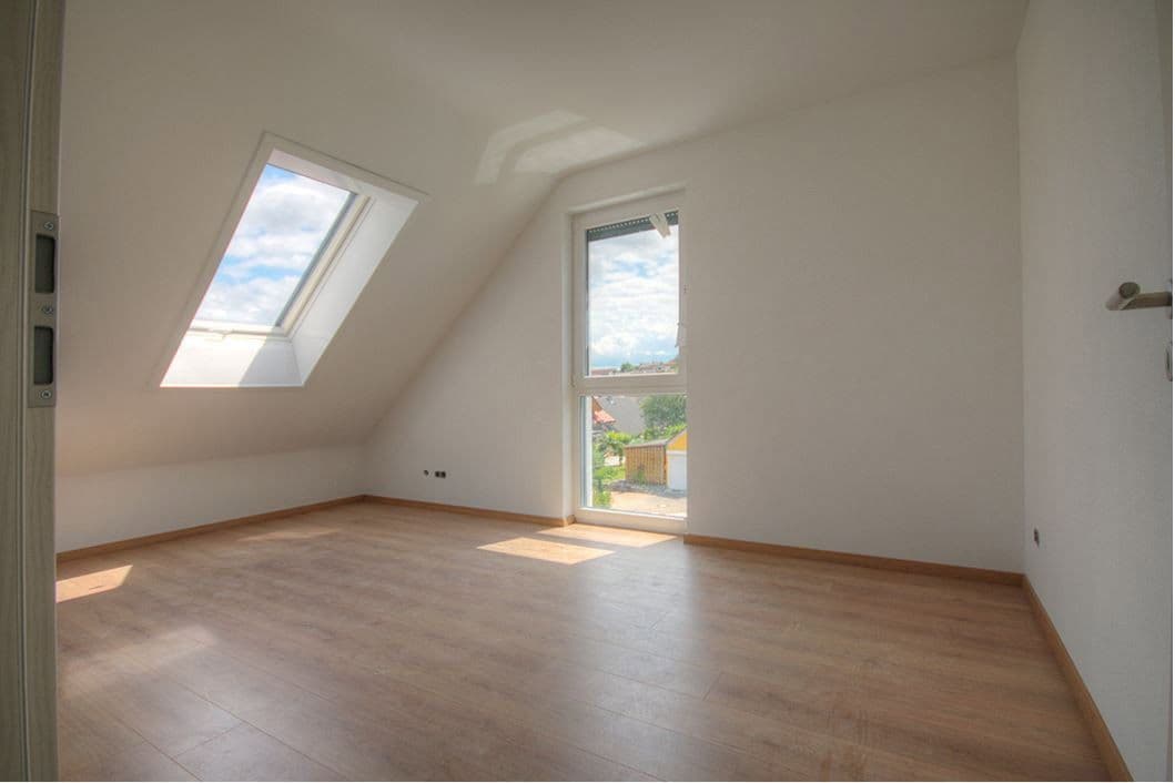 Pronájem bytu 4+1 96 m², Heilbronn / Biberach, Bádensko-Württembersko Pronájem bytu 4+1 96 m², Heilbronn / Biberach, Bádensko-Württembersko