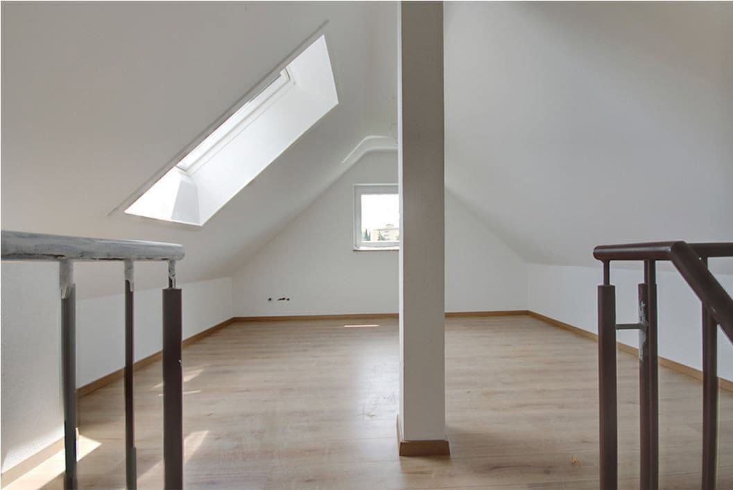 Pronájem bytu 4+1 96 m², Heilbronn / Biberach, Bádensko-Württembersko Pronájem bytu 4+1 96 m², Heilbronn / Biberach, Bádensko-Württembersko