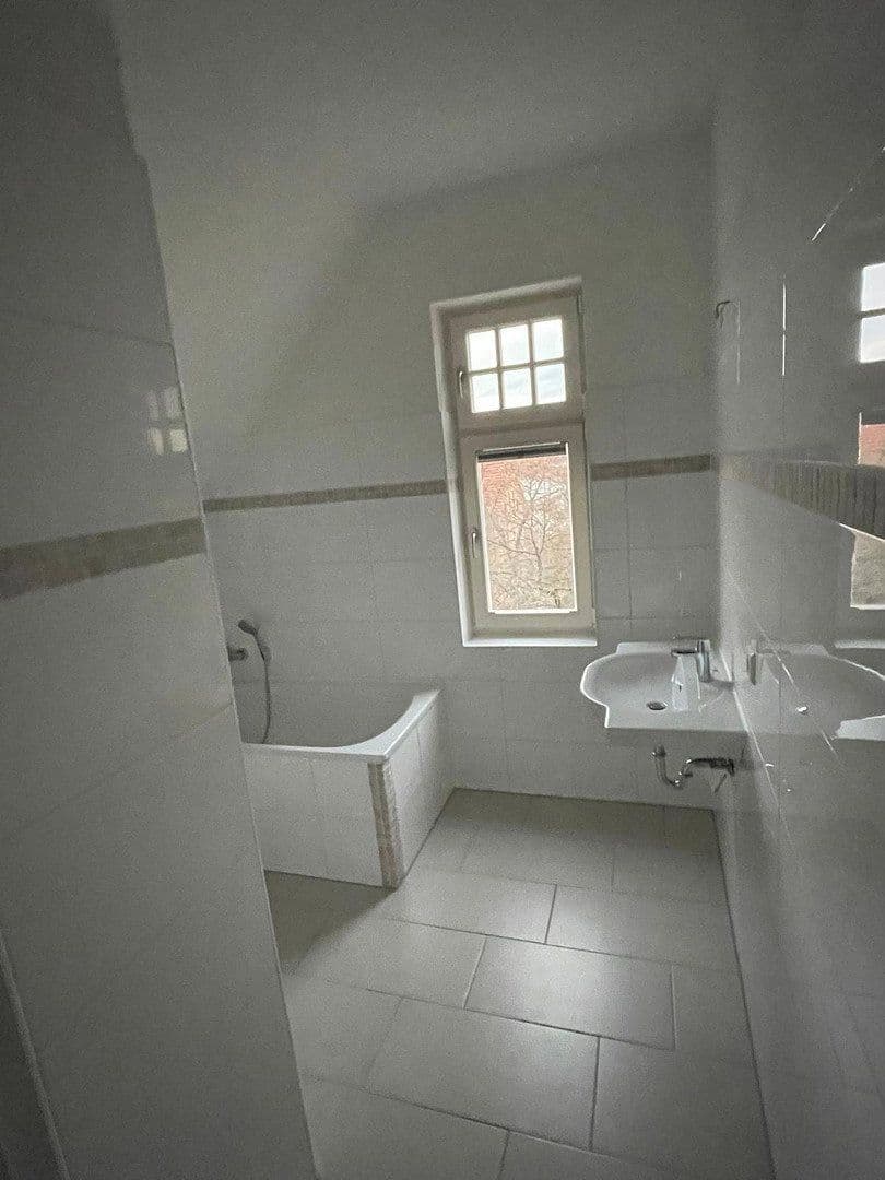 Pronájem bytu 3+1 74 m², Stresemannstrasse 16, Quedlinburg, Sasko-Anhaltsko Pronájem bytu 3+1 74 m², Stresemannstrasse 16, Quedlinburg, Sasko-Anhaltsko