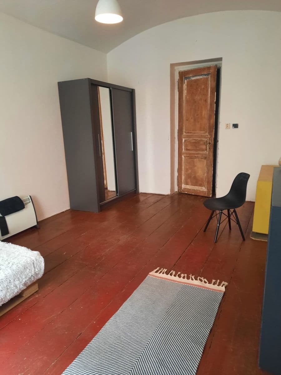 Pronájem bytu 2+1 65 m², Krásova, Praha, Praha Pronájem bytu 2+1 65 m², Krásova, Praha, Praha