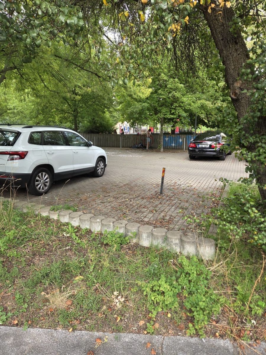 Pronájem garáže 18 m², Kudrnova, Praha, Praha Pronájem garáže 18 m², Kudrnova, Praha, Praha
