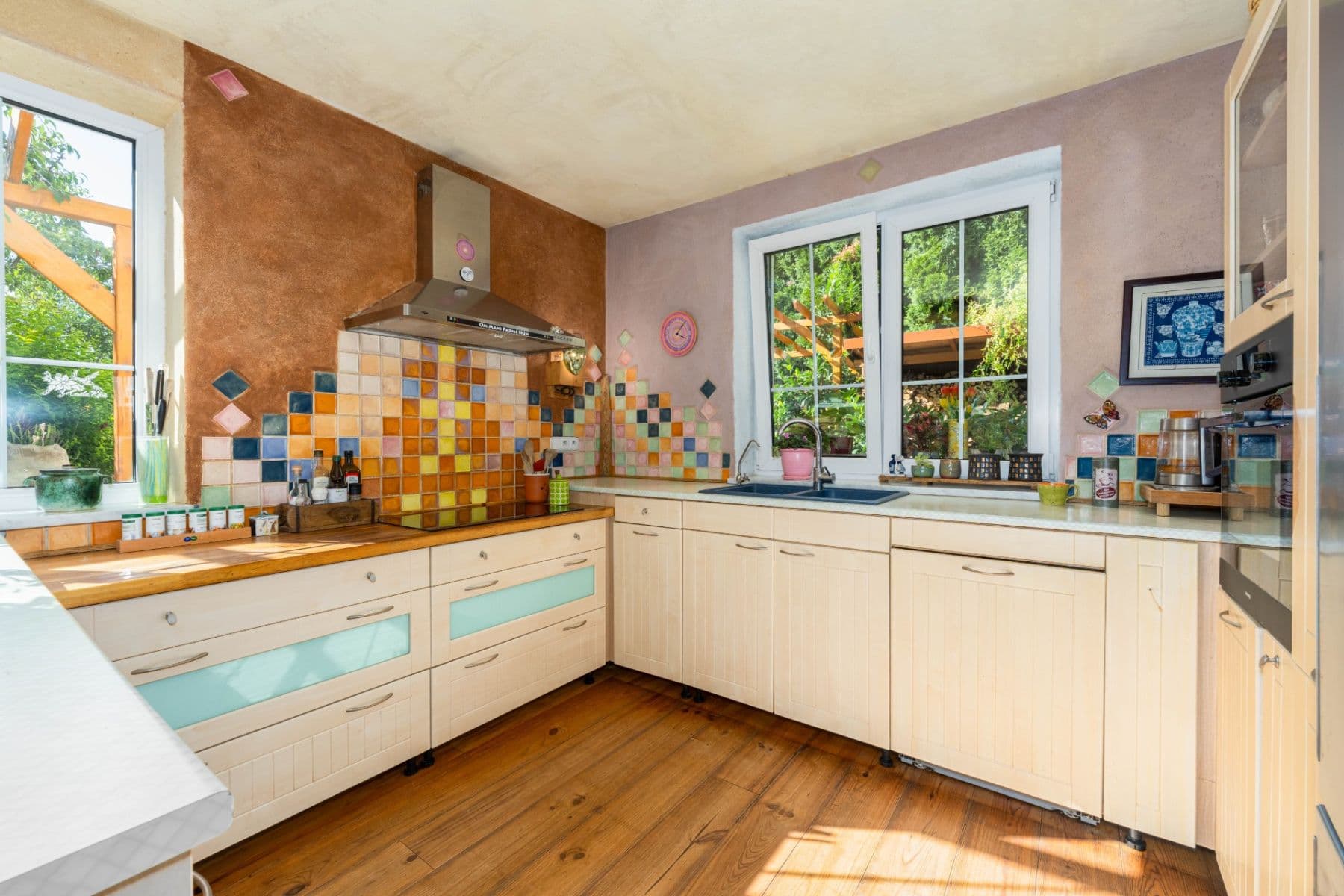 Prodej domu 240 m², pozemek 332 m², Heyrovského, Velké Přílepy, Středočeský kraj Prodej domu 240 m², pozemek 332 m², Heyrovského, Velké Přílepy, Středočeský kraj