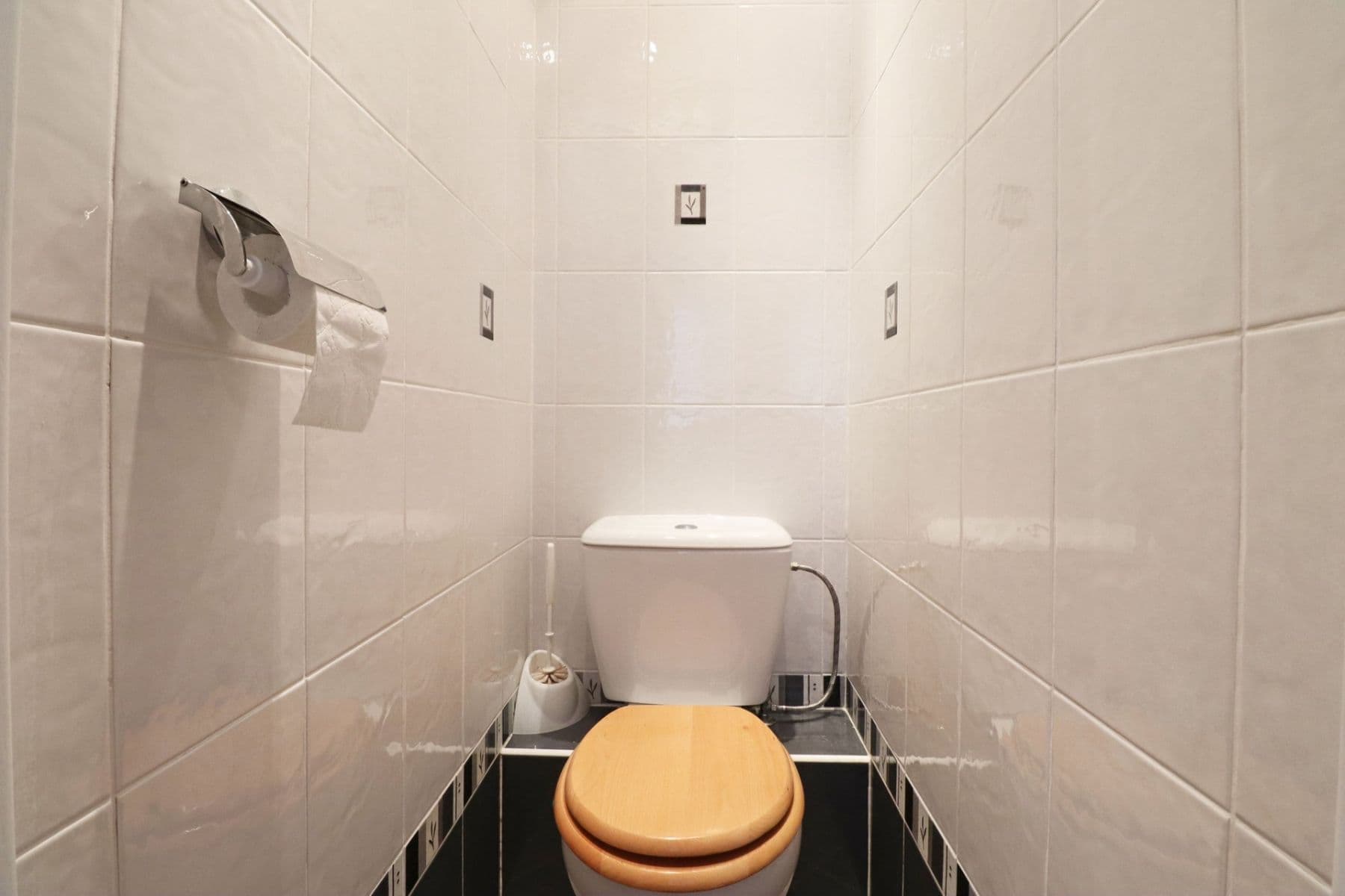 Pronájem bytu 3+1 72 m², Hnězdenská, Praha, Praha Pronájem bytu 3+1 72 m², Hnězdenská, Praha, Praha