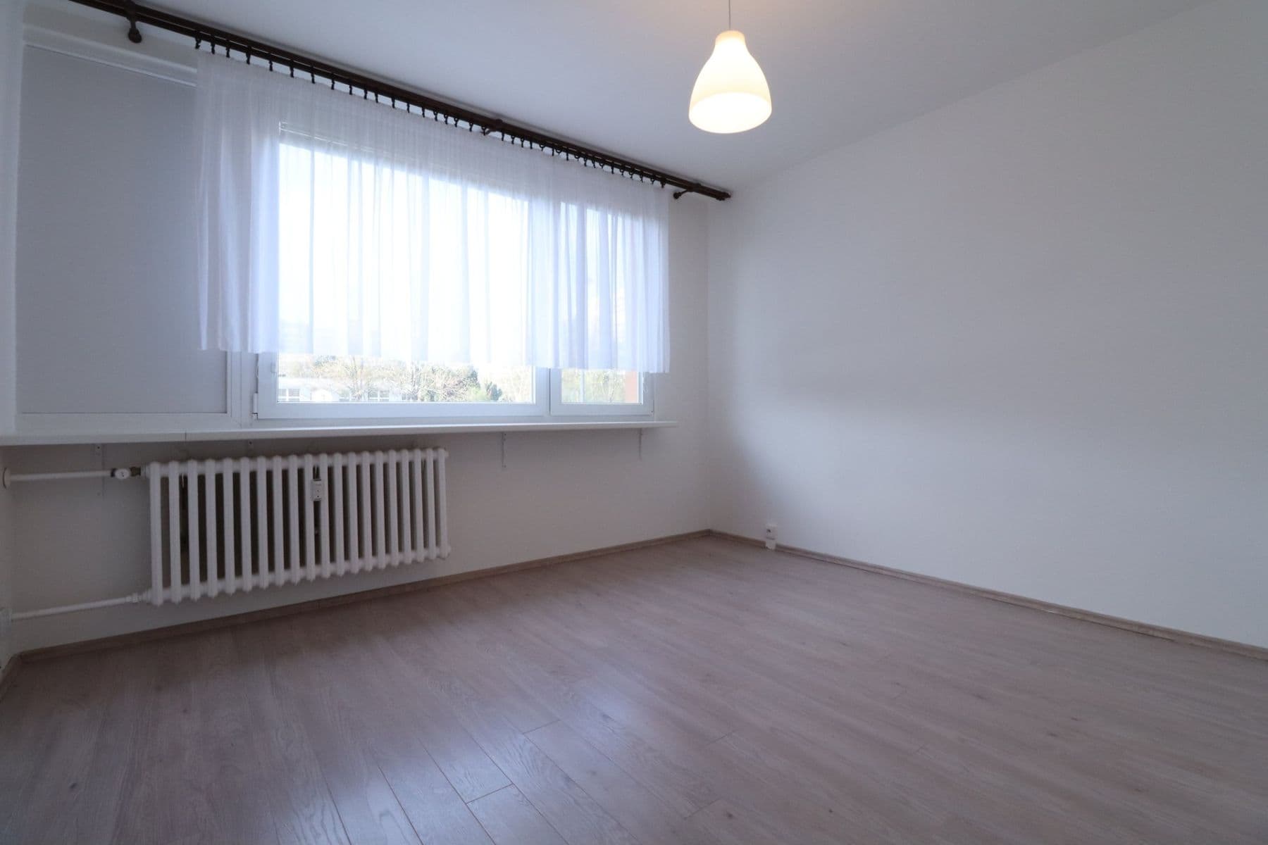 Pronájem bytu 3+1 72 m², Hnězdenská, Praha, Praha Pronájem bytu 3+1 72 m², Hnězdenská, Praha, Praha