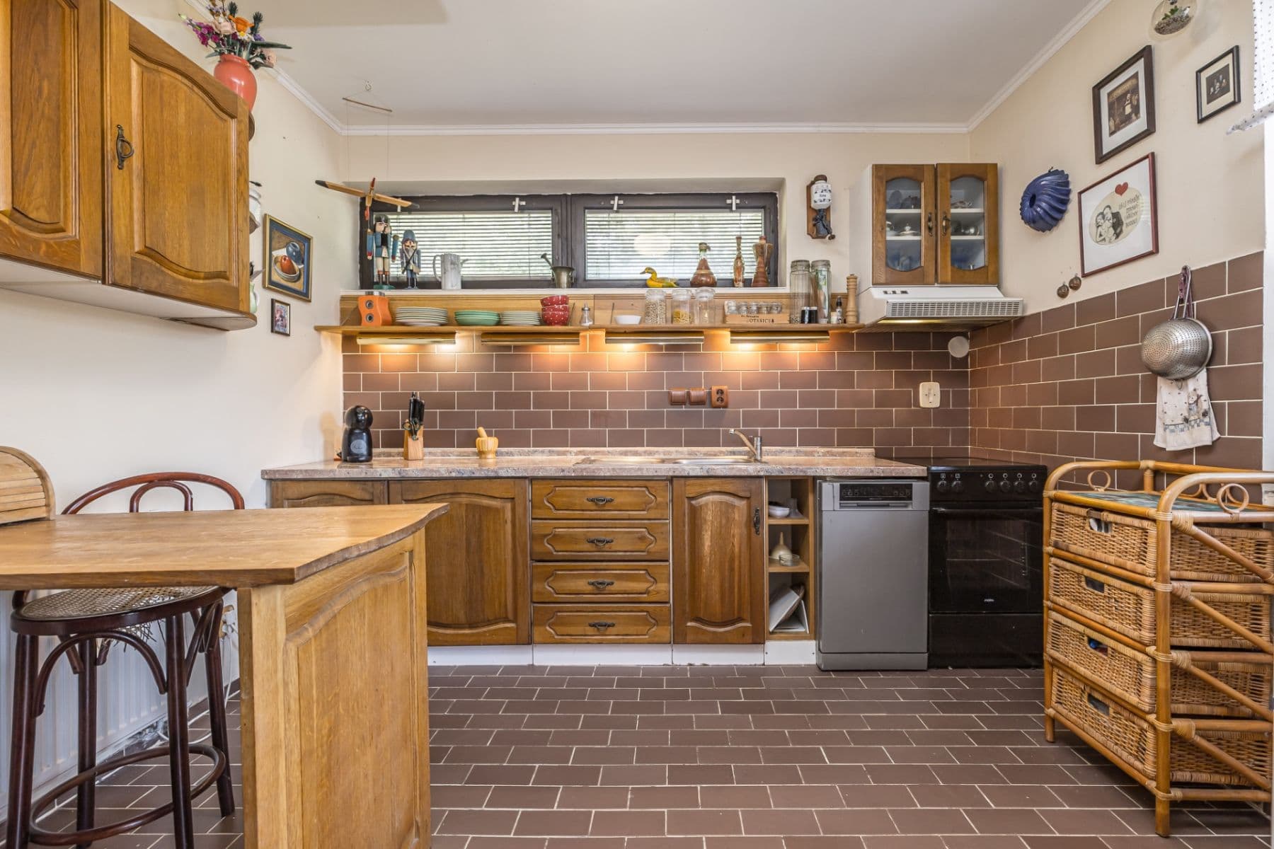 Prodej domu 145 m², pozemek 5.188 m², Medonosy, Středočeský kraj Prodej domu 145 m², pozemek 5.188 m², Medonosy, Středočeský kraj