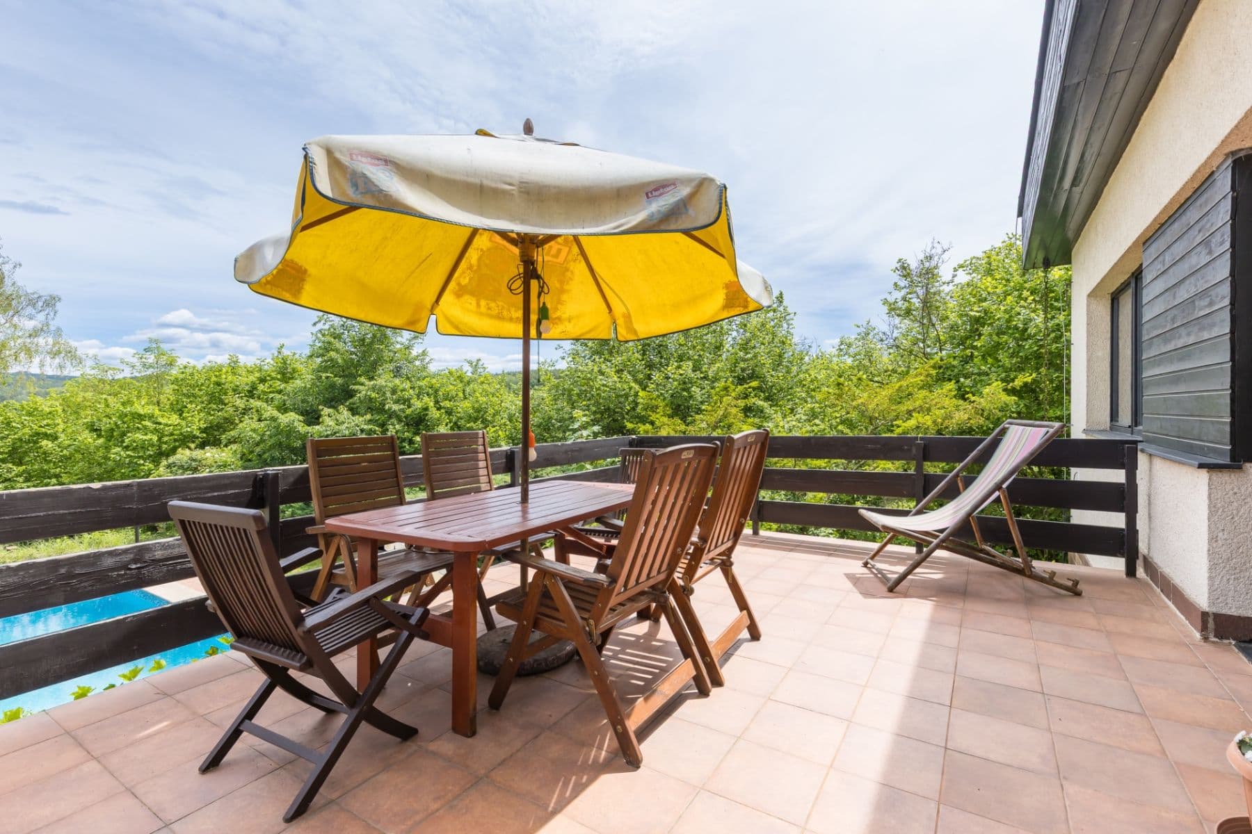 Prodej domu 145 m², pozemek 5.188 m², Medonosy, Středočeský kraj Prodej domu 145 m², pozemek 5.188 m², Medonosy, Středočeský kraj