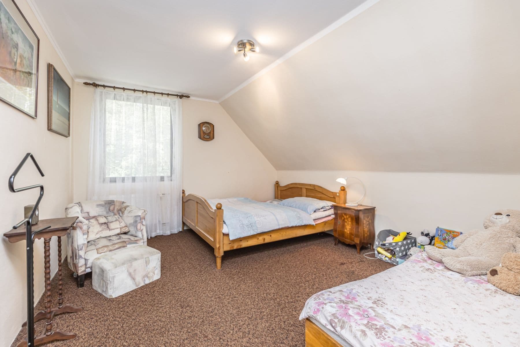 Prodej domu 145 m², pozemek 5.188 m², Medonosy, Středočeský kraj Prodej domu 145 m², pozemek 5.188 m², Medonosy, Středočeský kraj