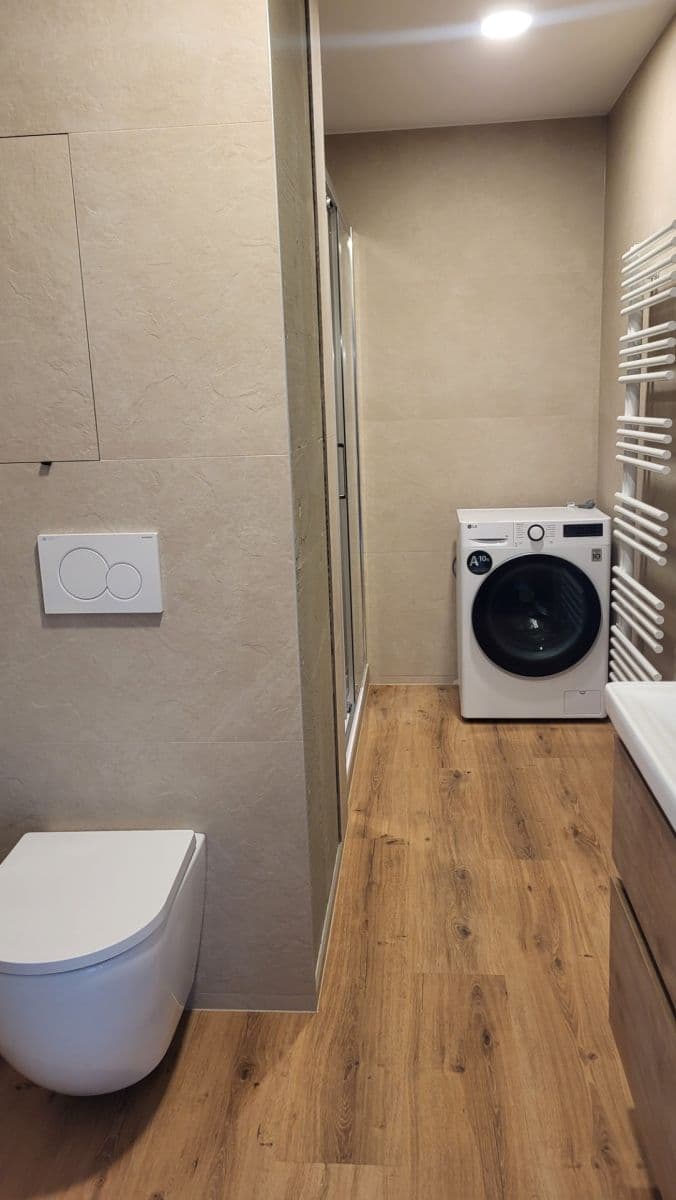 Pronájem bytu 2+kk 45 m², Ukrajinská, Brno, Jihomoravský kraj Pronájem bytu 2+kk 45 m², Ukrajinská, Brno, Jihomoravský kraj
