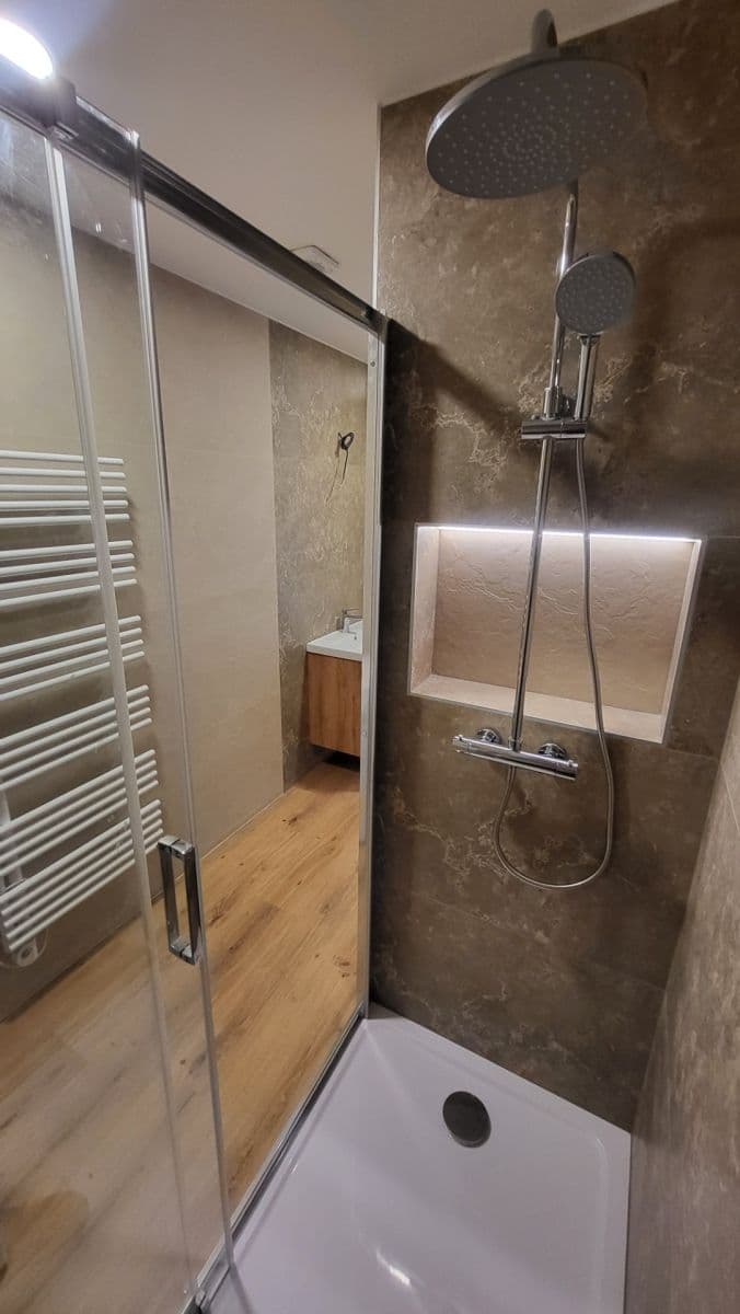 Pronájem bytu 2+kk 45 m², Ukrajinská, Brno, Jihomoravský kraj Pronájem bytu 2+kk 45 m², Ukrajinská, Brno, Jihomoravský kraj