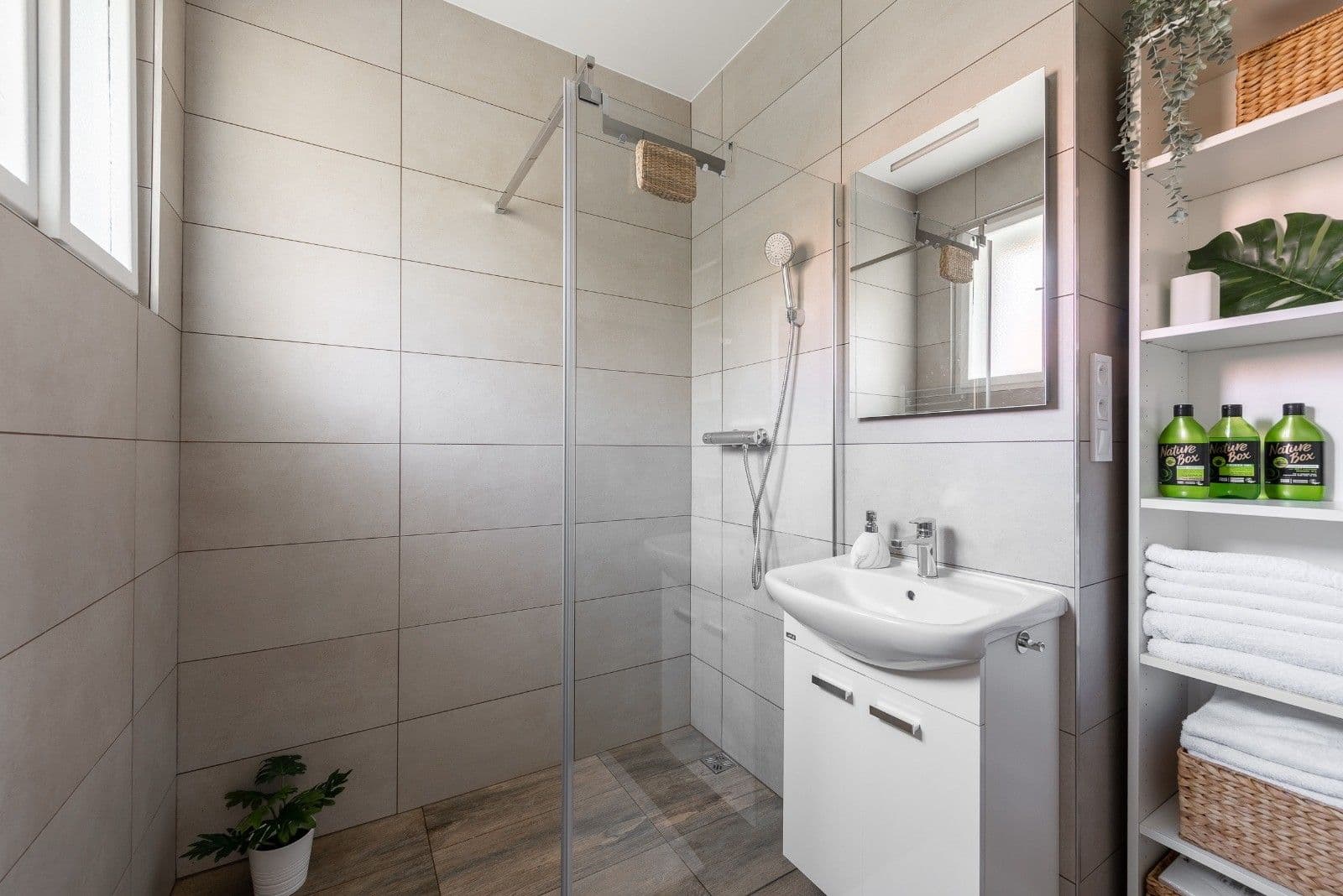 Pronájem domu 74 m², pozemek 278 m², Severní V, Praha, Praha Pronájem domu 74 m², pozemek 278 m², Severní V, Praha, Praha