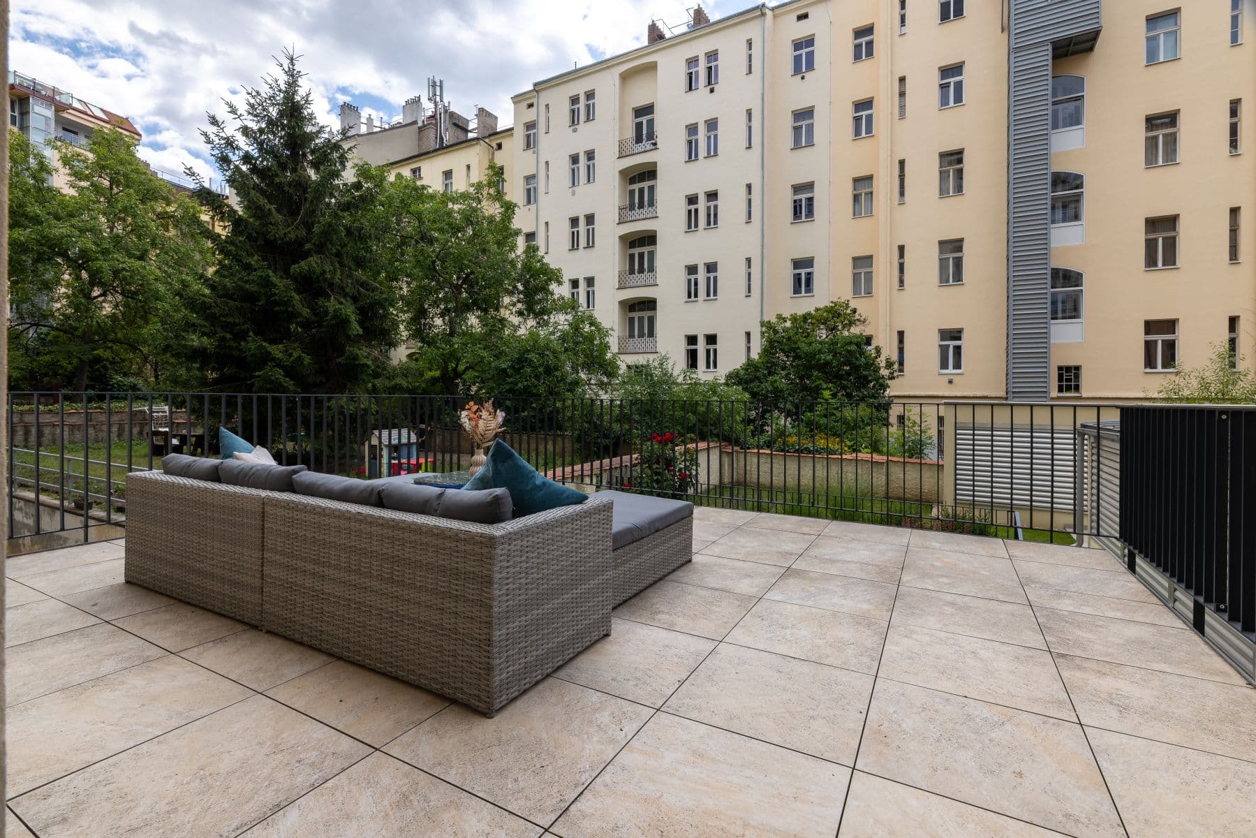 Pronájem bytu 60 m², Mánesova, Praha, Praha Pronájem bytu 60 m², Mánesova, Praha, Praha