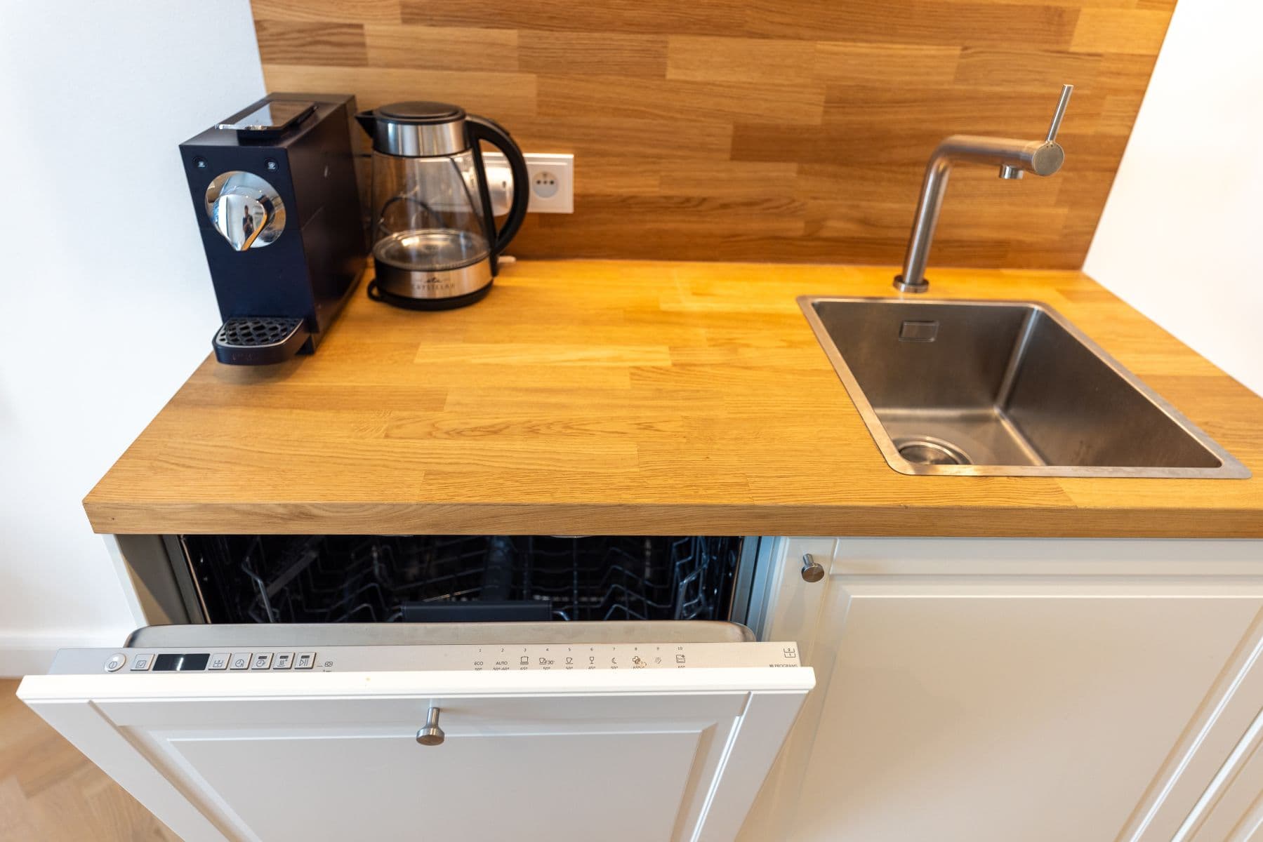 Pronájem bytu 60 m², Mánesova, Praha, Praha Pronájem bytu 60 m², Mánesova, Praha, Praha