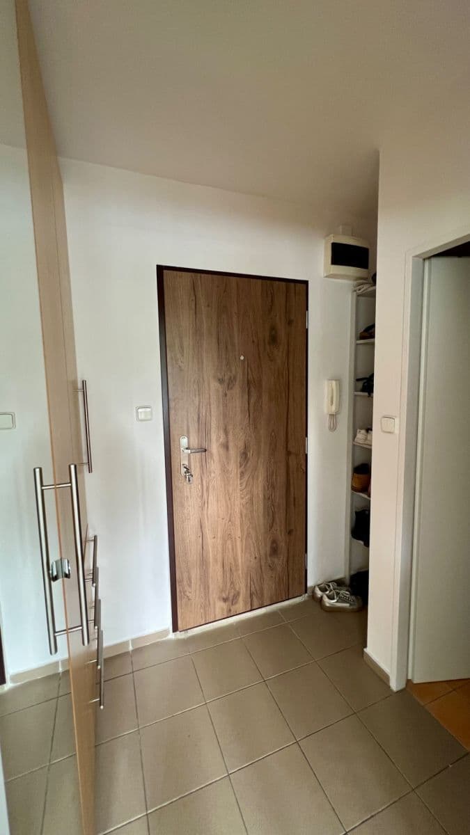 Pronájem bytu 1+kk 30 m², Nekvasilova, Praha, Praha Pronájem bytu 1+kk 30 m², Nekvasilova, Praha, Praha