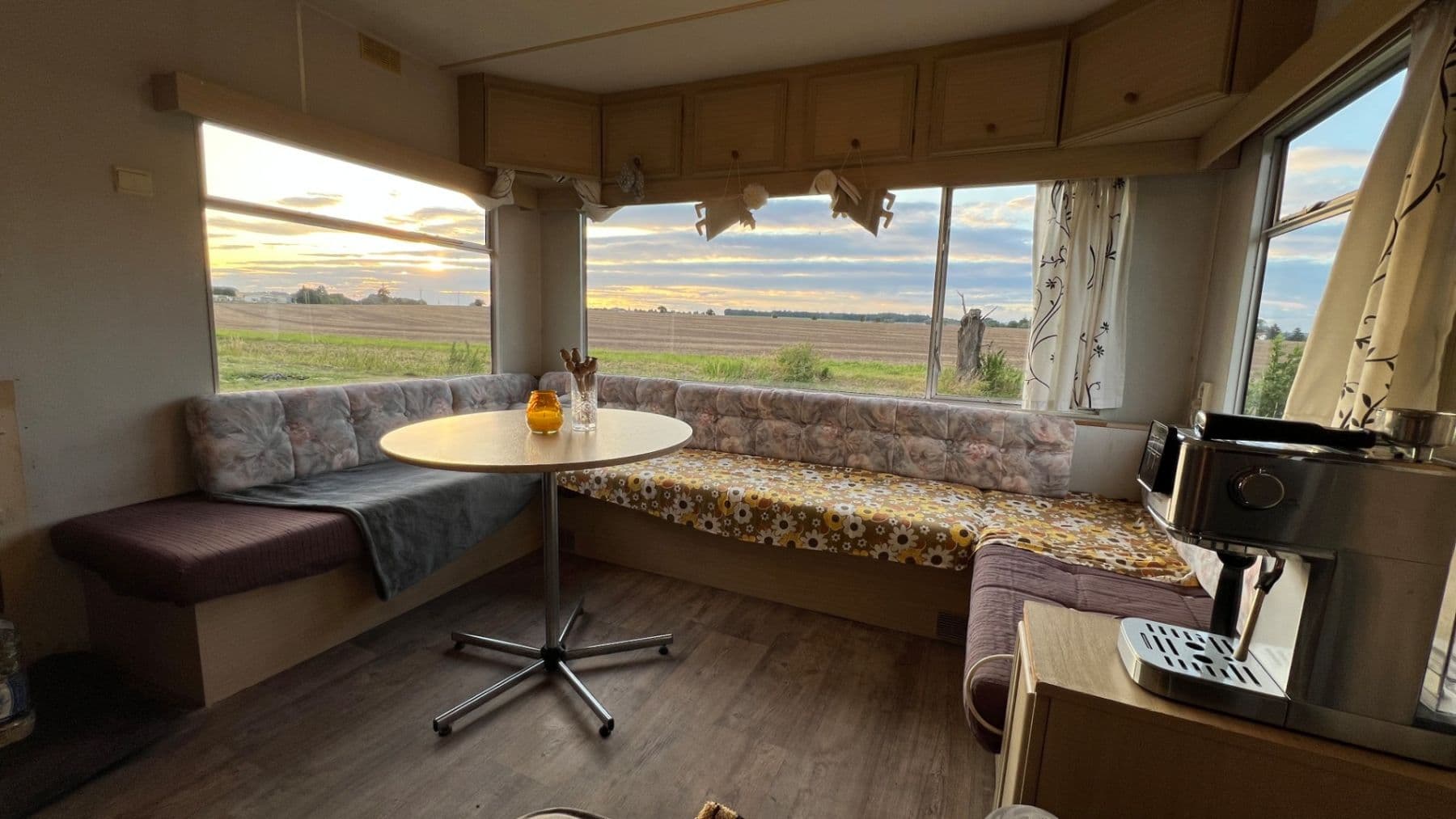 Prodej domu 250 m², pozemek 2.795 m², 28044, Slatiny, Královéhradecký kraj Prodej domu 250 m², pozemek 2.795 m², 28044, Slatiny, Královéhradecký kraj