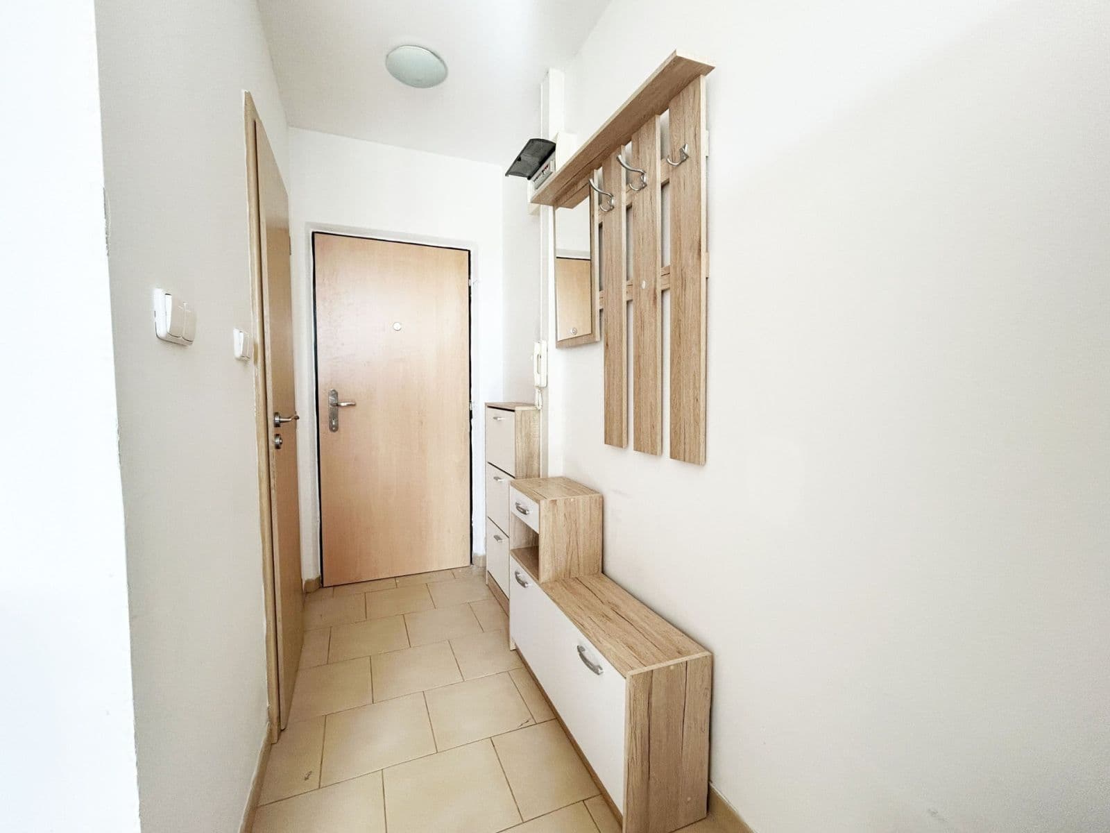 Pronájem bytu 2+kk 36 m², Zvolská, Praha, Praha Pronájem bytu 2+kk 36 m², Zvolská, Praha, Praha