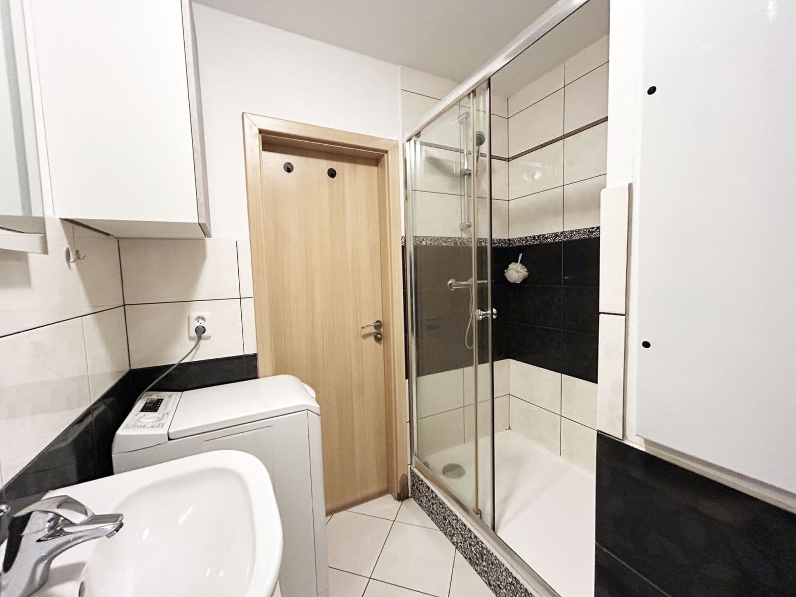 Pronájem bytu 2+kk 36 m², Zvolská, Praha, Praha Pronájem bytu 2+kk 36 m², Zvolská, Praha, Praha
