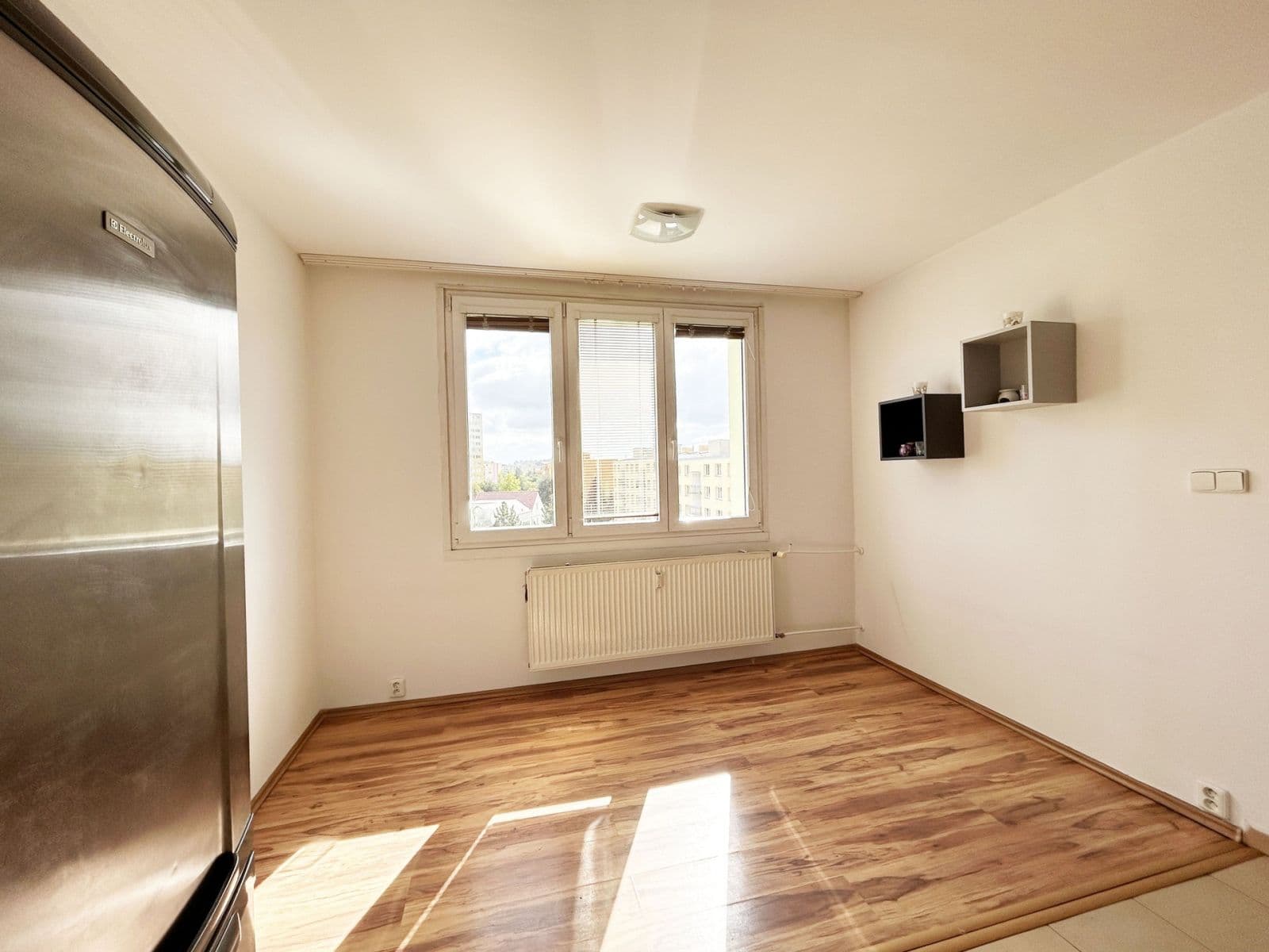 Pronájem bytu 2+kk 36 m², Zvolská, Praha, Praha Pronájem bytu 2+kk 36 m², Zvolská, Praha, Praha