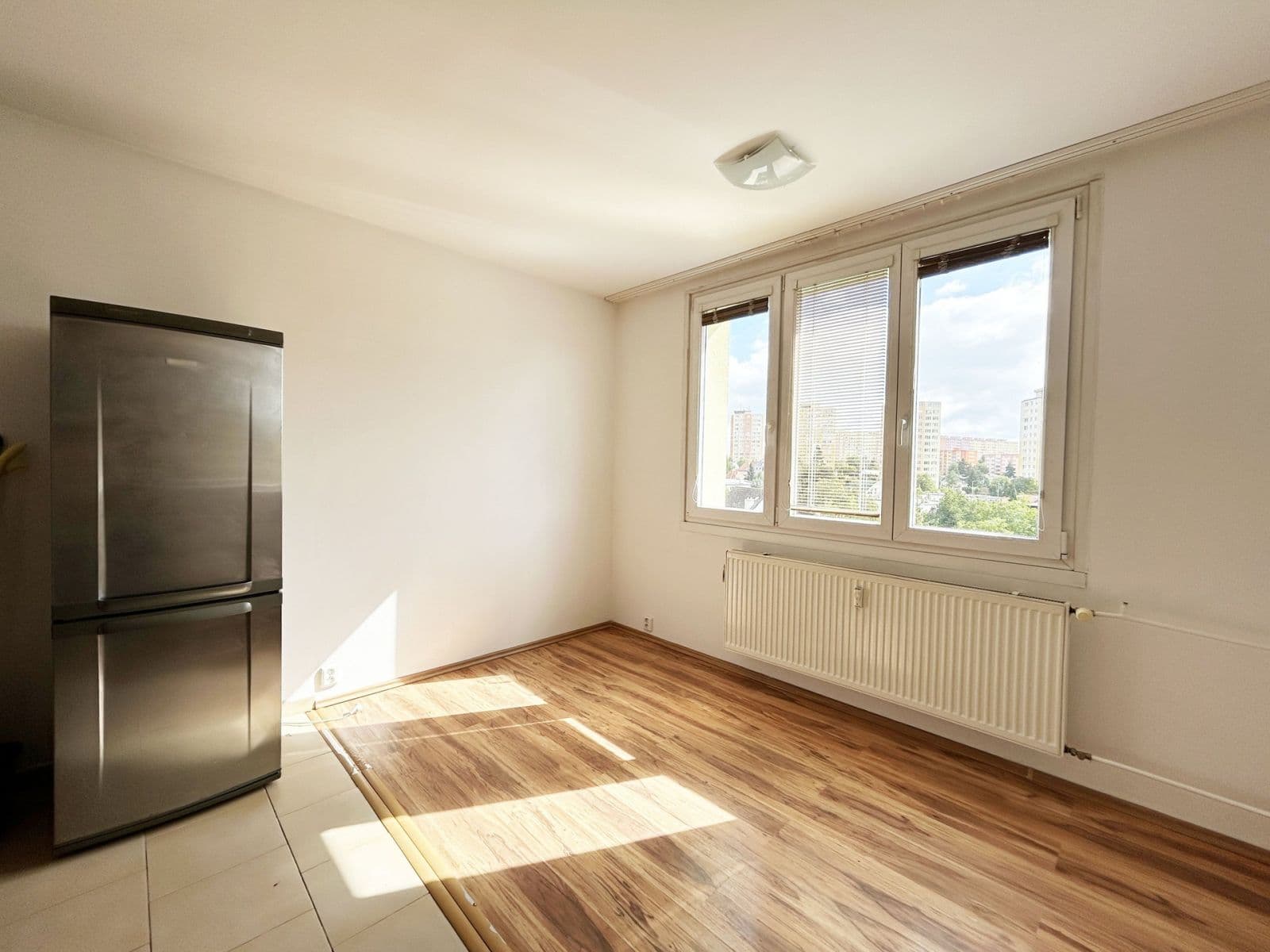 Pronájem bytu 2+kk 36 m², Zvolská, Praha, Praha Pronájem bytu 2+kk 36 m², Zvolská, Praha, Praha