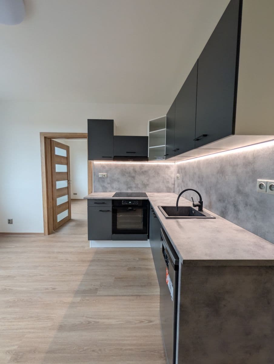 Pronájem bytu 2+kk 36 m², Kazimírova, Praha, Praha Pronájem bytu 2+kk 36 m², Kazimírova, Praha, Praha