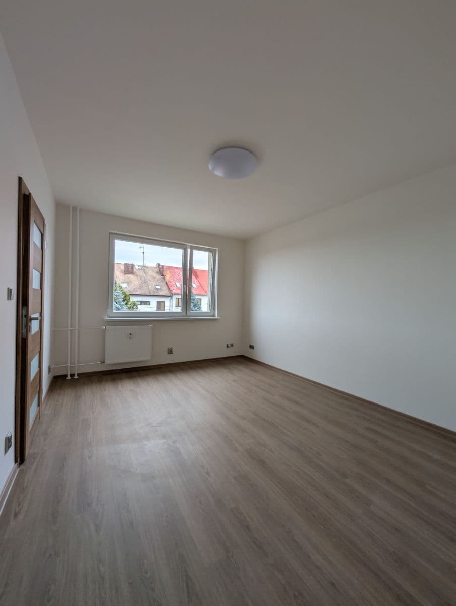 Pronájem bytu 2+kk 36 m², Kazimírova, Praha, Praha Pronájem bytu 2+kk 36 m², Kazimírova, Praha, Praha