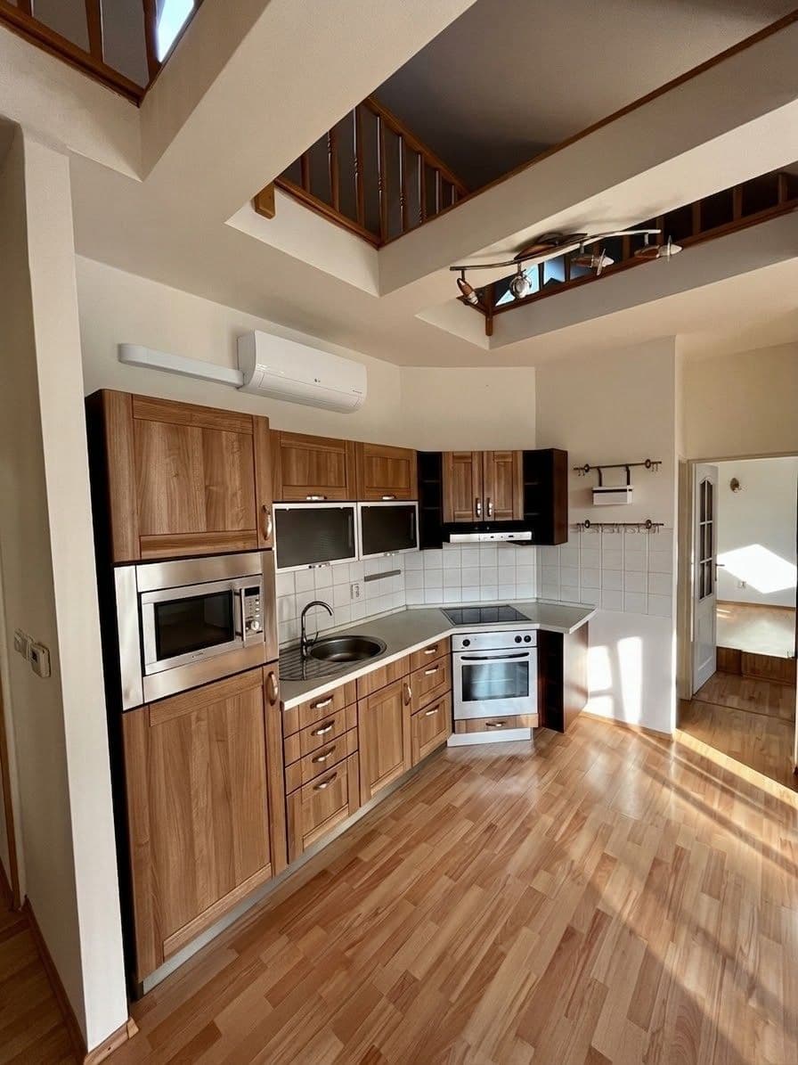Pronájem bytu 2+kk 52 m², Kováků, Praha, Praha Pronájem bytu 2+kk 52 m², Kováků, Praha, Praha