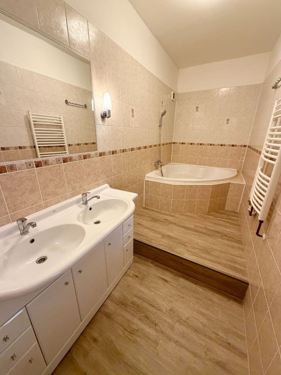 Pronájem bytu 2+kk 52 m², Kováků, Praha, Praha Pronájem bytu 2+kk 52 m², Kováků, Praha, Praha