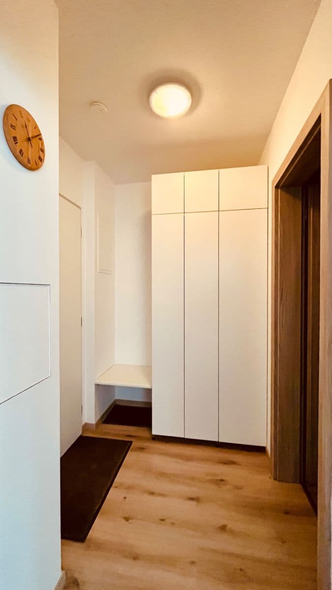 Prodej bytu 1+kk 44 m², Vyletalova, Praha, Praha Prodej bytu 1+kk 44 m², Vyletalova, Praha, Praha